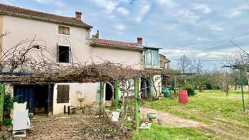 Rustic house in Umag area 