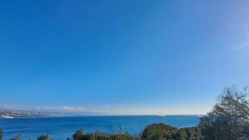 You're searching 1st line apartment in Opatija? This is a perfect one! 