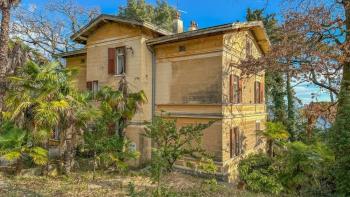 Old Austro-Hungarian villa in Opatija centre 