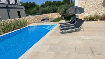 Apartment with swimming pool in Porec area 