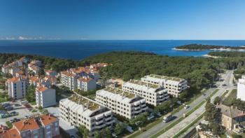 Appartement avec 2 chambres à coucher à Sv. Polikarp / Sisplac, quartier de Pula, dans une nouvelle résidence moderne à 350 mètres de la mer 