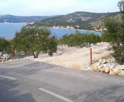 A wonderful urbanized plot of land with magnificent sea views, Ražanj, Sibenik - pic 10