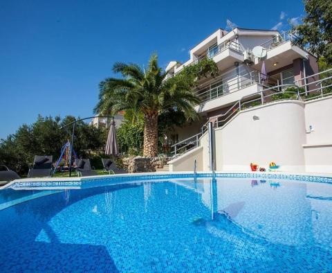 Villa magnétique sur la Riviera de Makarska avec piscine et vue mer ! - pic 2