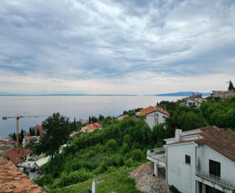 Detached house of 250m2 with a panoramic view of the sea in Opatija - pic 2