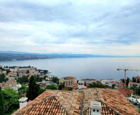 Detached house of 250m2 with a panoramic view of the sea in Opatija - pic 5