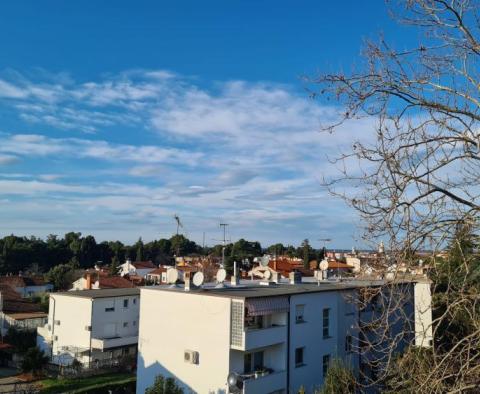 Seltene Wohnung zum Verkauf in Novo Naselje in Porec - foto 3