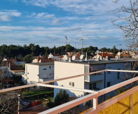 Seltene Wohnung zum Verkauf in Novo Naselje in Porec - foto 2