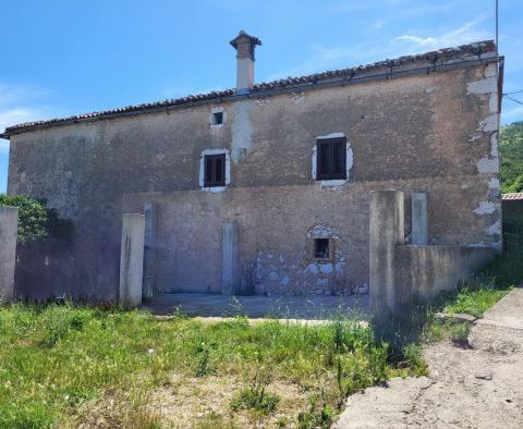 Perfect investment in Brsec - detached house for adaptation with a sea view - pic 4