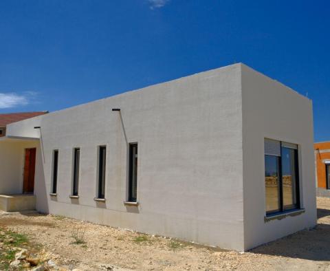 Nouvelle villa dans une communauté fermée moderne de villas dans la région de Zadar - pic 11