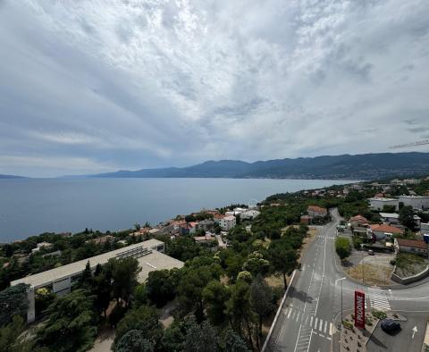 Fantastisches Penthouse mit Dachterrasse in Rijeka mit Panoramablick auf das Meer - foto 2