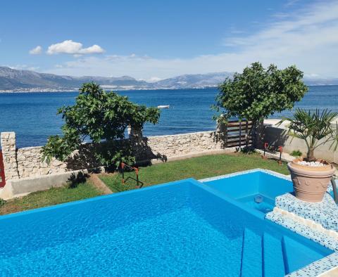 Villa in erster Meereslinie in Čiovo, Trogir - foto 37