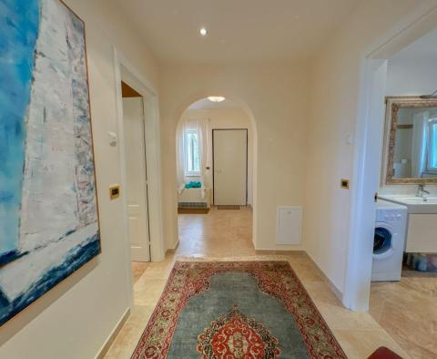 Entire floor in a newly built Mediterranean house with a beautiful sea view - pic 17