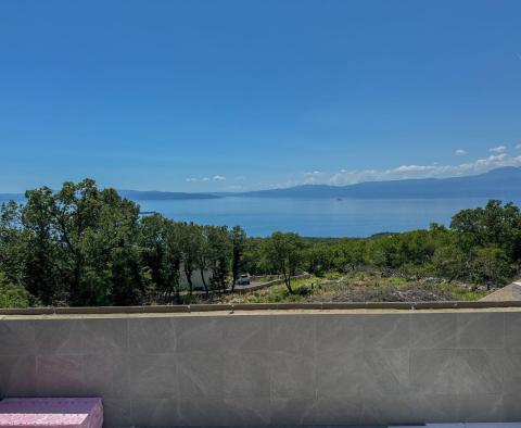 Villa duplex exclusive avec piscine et garage et vue mer panoramique à Kostrena - pic 5