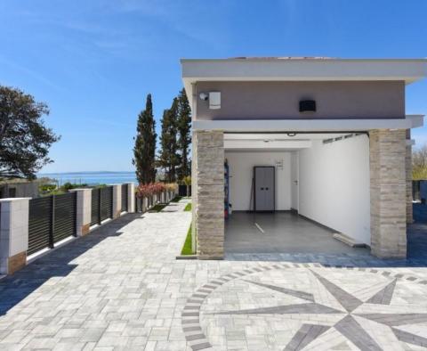 Incroyable villa neuve à Privlaka à 100 mètres de la mer - pic 14