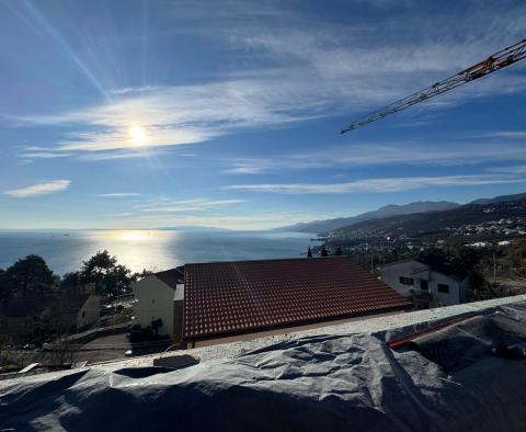 Triplex apartment 132 m2 with a roof terrace in a new building, near Opatija, sea view - pic 11