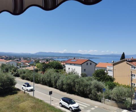 Apartment in Malinska, with 3 bedrooms and sea views - pic 2