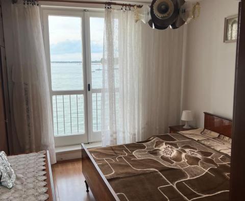 Wyjątkowy apartament w pierwszej linii zabudowy w Porec! - pic 21