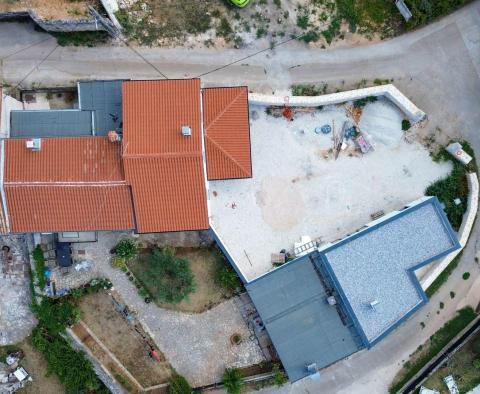 Deux bâtiments résidentiels rénovés dans un excellent emplacement à Bale près de Rovinj ! - pic 3