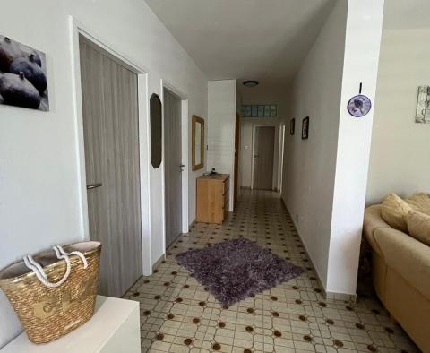 Nádherný dům se 2 apartmány v Gornji Karin, župa Zadar - pic 13