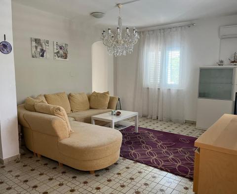 Cudowny dom z 2 apartamentami w Gornji Karin, żupanii zadarskiej - pic 18