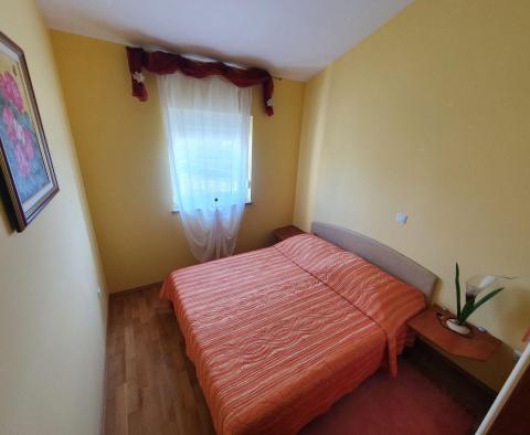 Prostorný a kvalitní apartmán, 700m od moře - pic 18