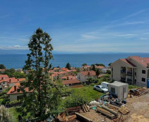 Penthouse in einem neuen Gebäude in Strandnähe in Lovran, zu verkaufen - foto 6