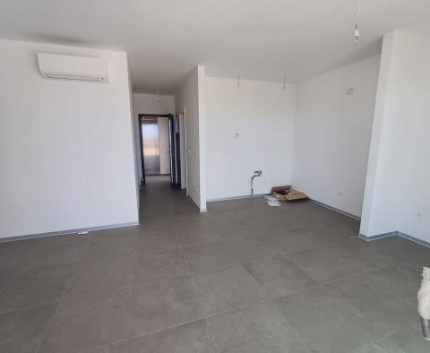 Appartement neuf d'une chambre à Ciovo, Trogir, à vendre - pic 5