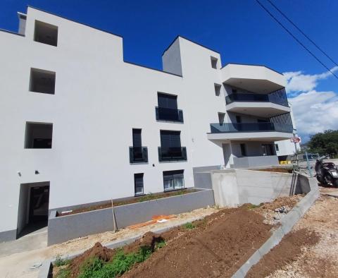 New one-bedroom apartment on Ciovo, Trogir, for sale - pic 4