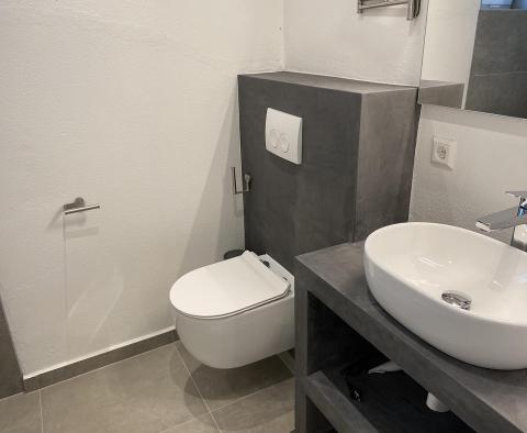 Apartmán s výhledem na moře v Premantura - pic 17