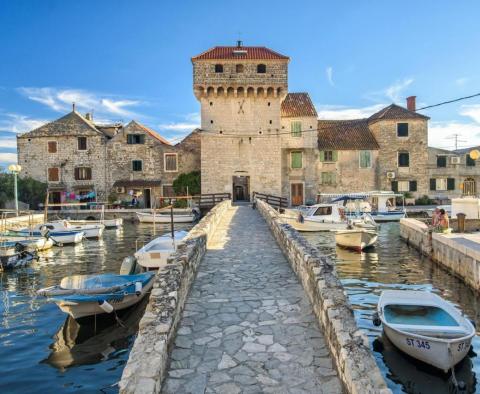 Magnifique villa avec vue sur la mer à Kastela, à vendre - pic 45