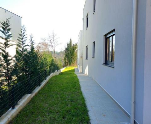 Appartement de 3 chambres au premier étage avec terrasse sur le toit à Porec, à vendre - pic 44