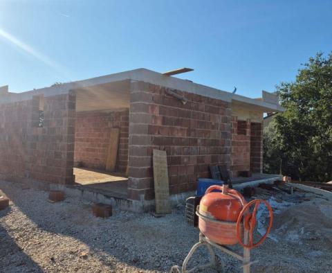 Schönes Haus in der ROH BAU-Phase unweit des Meeres in Savudrija, zu verkaufen - foto 6