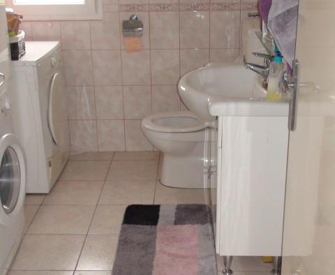 Apartament z 4 sypialniami w Splicie, na sprzedaż - pic 9