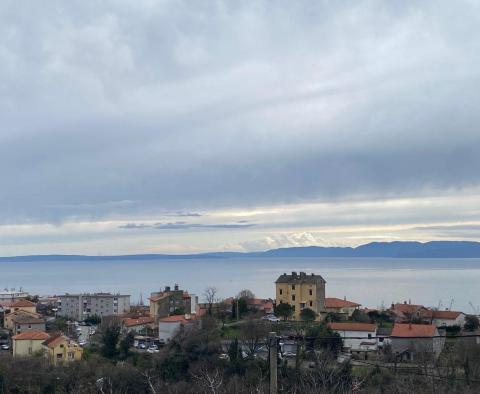 Detached old Italian villa from 1912 with a sea view and 2,383 m2 garden in Rijeka, for sale - pic 57