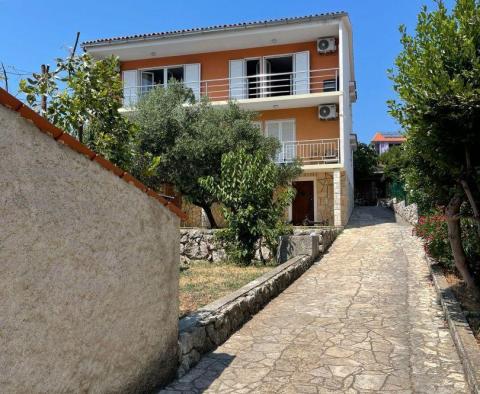 Maison au 1er rang de la mer sur l'île de Cres, à vendre - pic 7