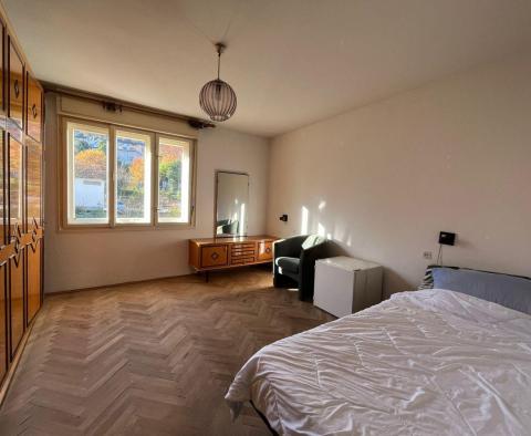 Appartement avec une belle vue, plein de potentiel à Lovran ! - pic 3