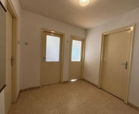 Appartement avec une belle vue, plein de potentiel à Lovran ! - pic 7