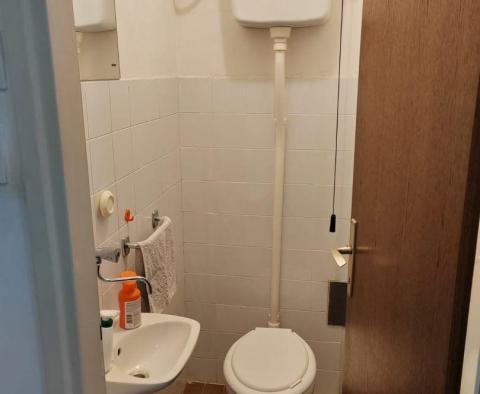 Apartament w Kastav z fantastycznym widokiem na otwarte morze, na sprzedaż - pic 11