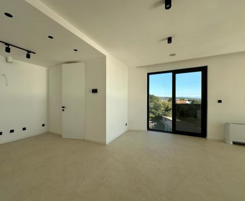 Luxury penthouse in a new building in the city of Krk, for sale - pic 7