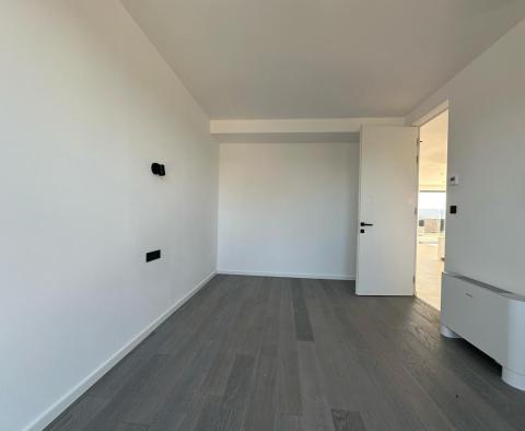 Luxus penthouse egy új épületben Krk városában, eladó - pic 23