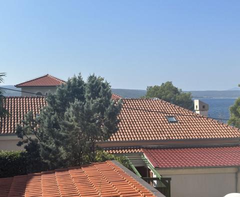 Un étage entier de la maison à Crikvenica, à vendre - pic 2