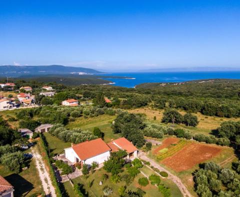 Belle maison avec deux appartements dans un endroit isolé à Marcana, à vendre - pic 5