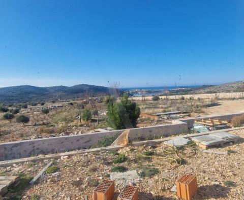 Large estate of 20135 sq.m. with a villa under construction, Rogoznica area, sea views, for sale - pic 16