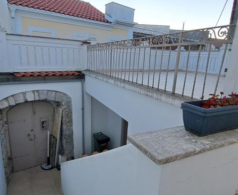 Very special house in Selce, 150 m from the sea, for sale - pic 15