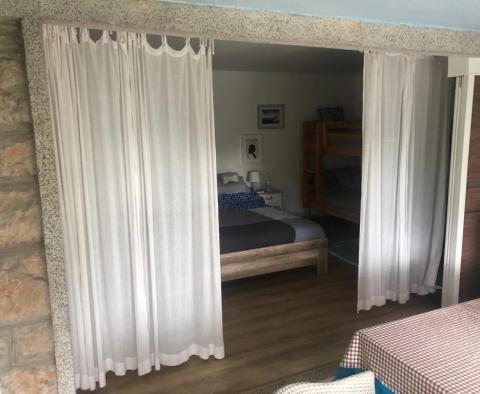 Dům se třemi apartmány v Selce, Crikvenica, na prodej - pic 11