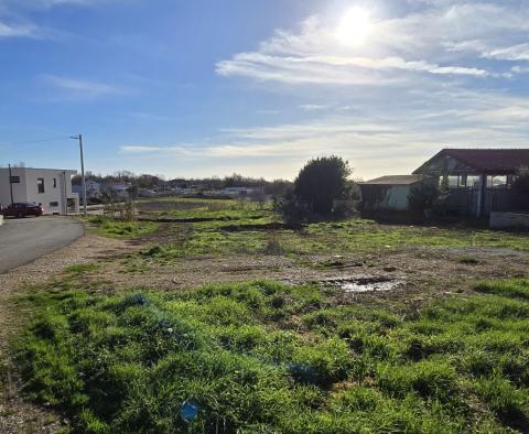 Luxuswohnung in der Nähe des schönen Poreč mit großem Garten, zu verkaufen - foto 16