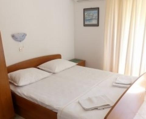 Turistická nemovitost v Podgora s 8 apartmány, na prodej - pic 6