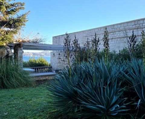 Einzigartige Villa direkt am Meer in der Gegend von Umag, zu verkaufen - foto 9