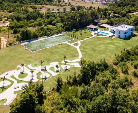 Magnificent villa with tennis terrains in Juršići, Svetvinčenat, forsale - pic 44