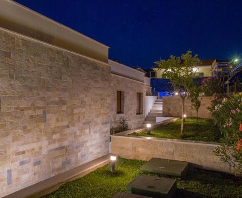 Luxury modern villa on Ciovo, 1st row to the beach! - pic 23